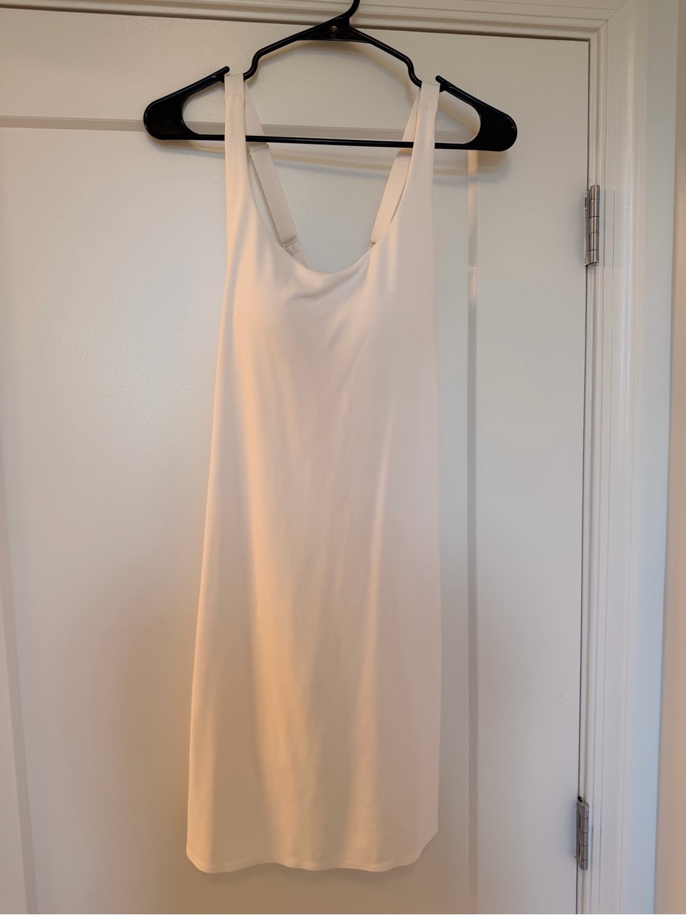 Uniqlo AIRism White V-Neck Athletic Dress